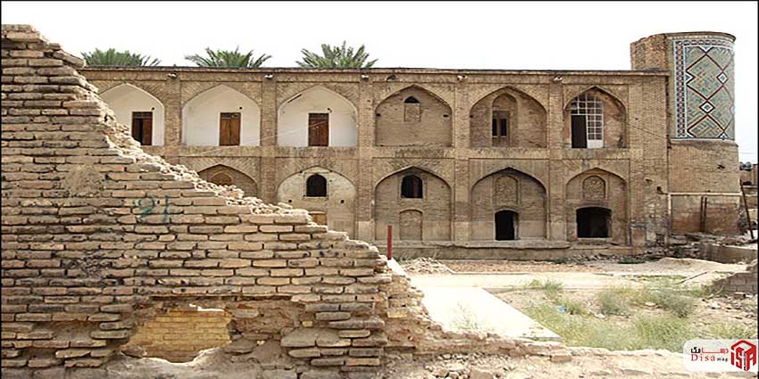 معماری مدرسه خان شیراز 4