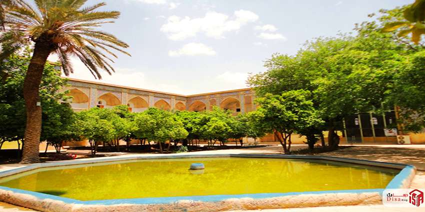 تاریخچه مدرسه خان شیراز 2 